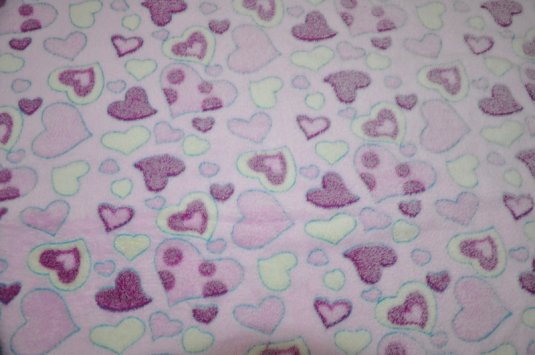 Deka mikroplyš 150x200 cm - fialová srdce